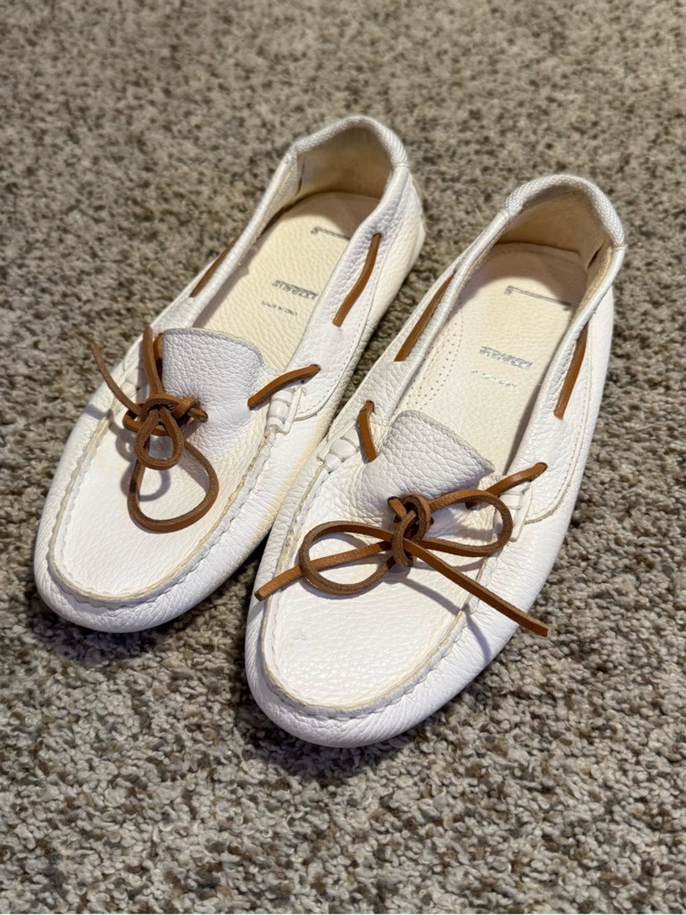 Pirelli White Leather Women's Loafers/Driving Mocs - EU 39/US8